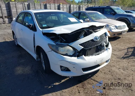 2010 Toyota Corolla S z USA, uszkodzony, nr VIN 2T1BU4EE3AC271263